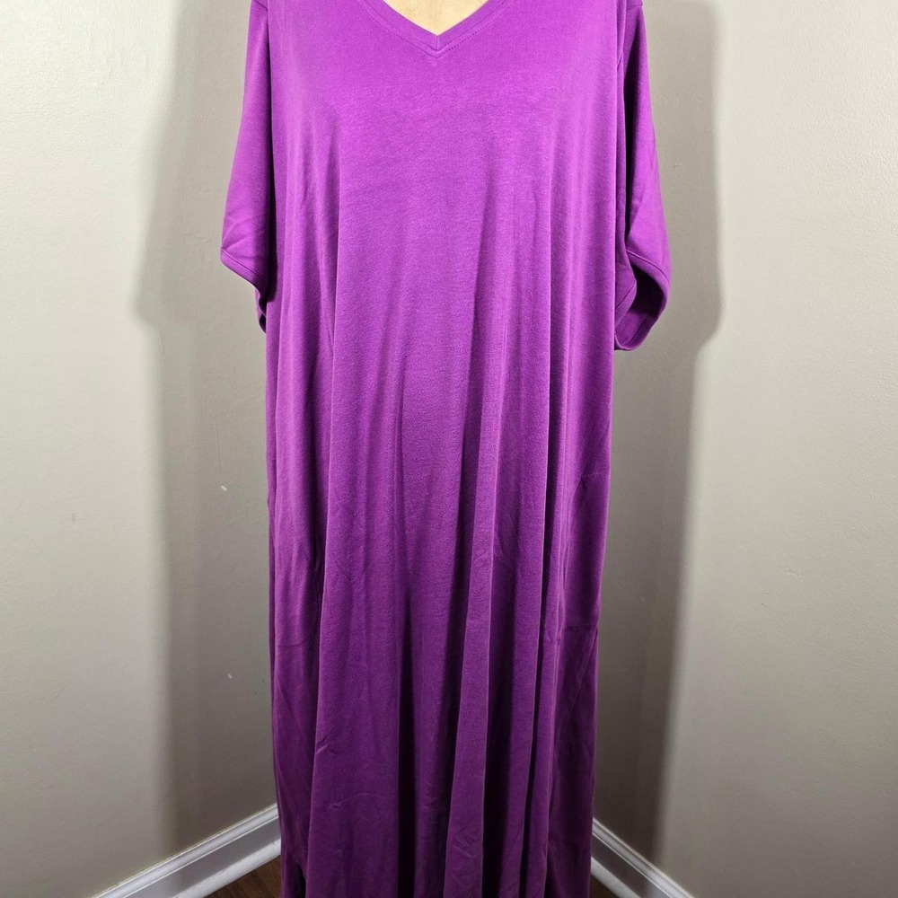 Dreams & Co. purple V-neck lounge dress 5X 38/40